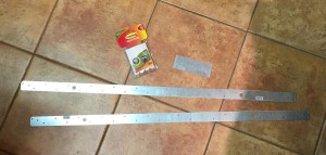 Hardware for flat hanging art quilts